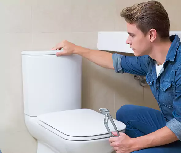Expert Plumber for Toilet Replacement in Livonia, MI: Schedule Affordable Toilet Replacement Services with Us