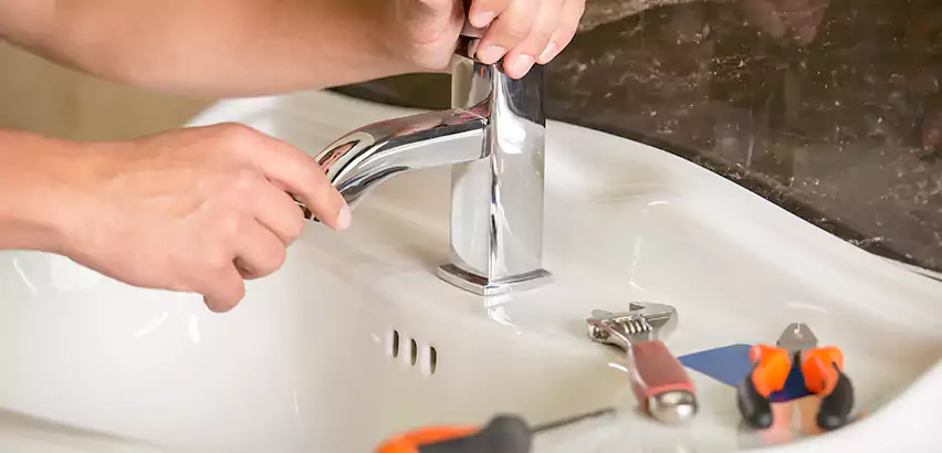 Bathtub Faucet Replacement in Livonia
